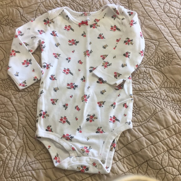 Carter’s reindeer sweater, two onesies, pants 9M - Picture 7 of 12